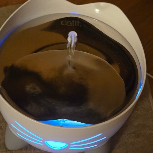 Catit Pixi Water Fountain (drinking fountain) - Picture 3 of 8